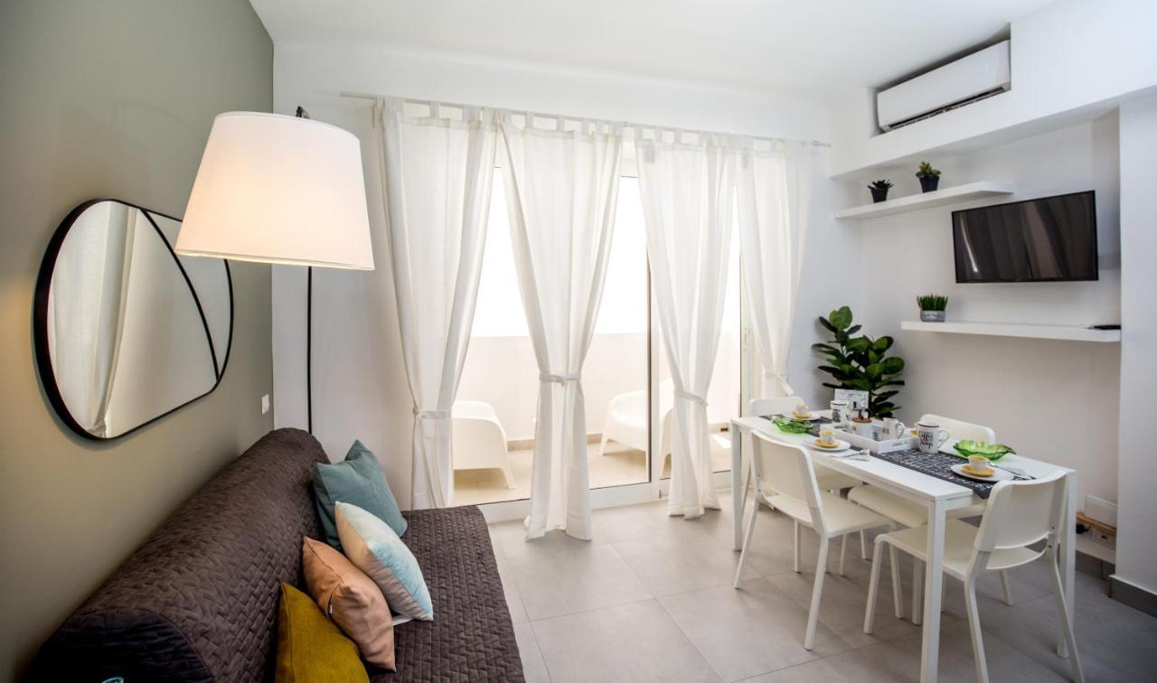 Paraiso By Bella At Ducassi Suites ปุนตากานา ภายนอก รูปภาพ